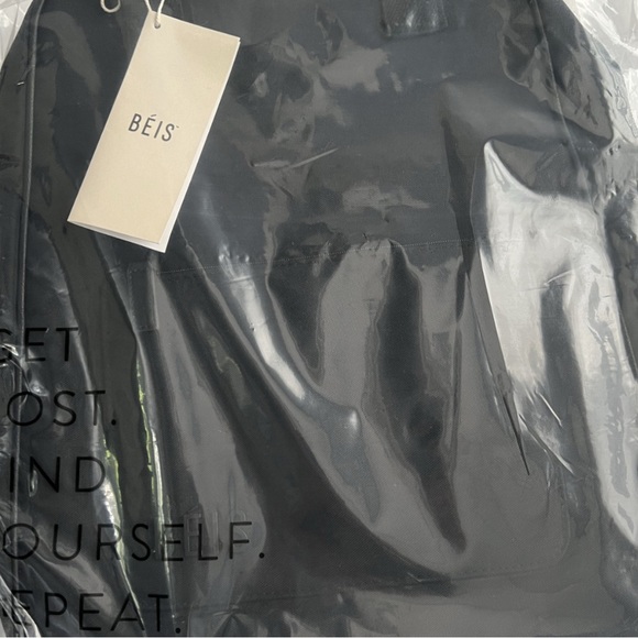NWT BEIS The Expandable Backpack - Recycled Collection in BLACK - Picture 7 of 7